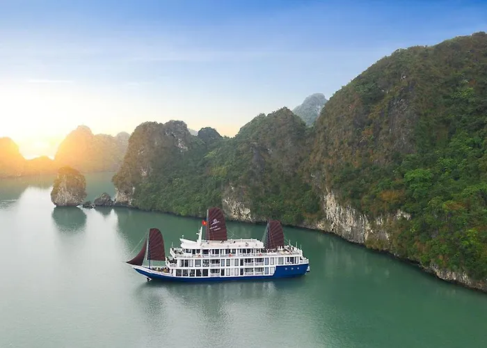 Lapinta Boutique Cruises 4* Ha Long
