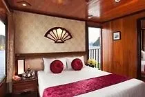  Lapinta Boutique Cruises