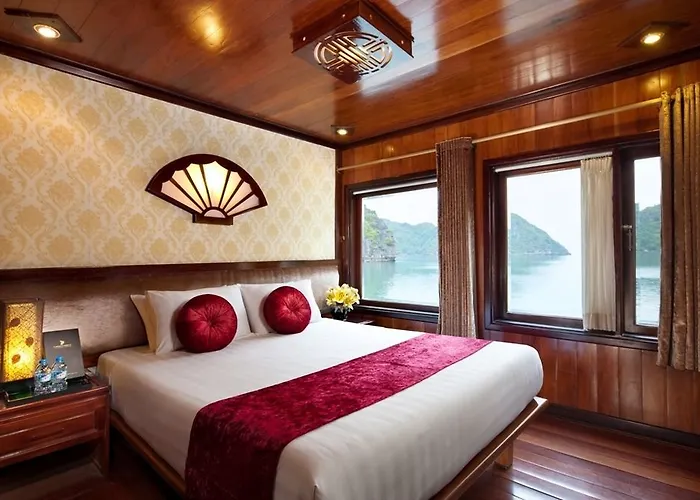  Lapinta Boutique Cruises