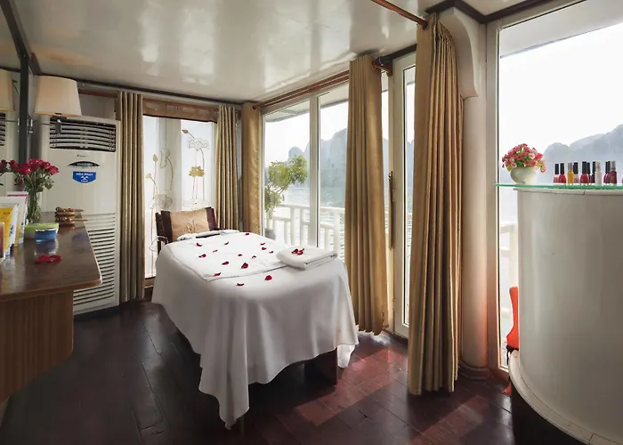 Lapinta Boutique Cruises
