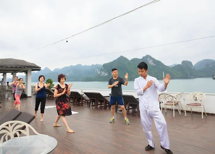 Lapinta Boutique Cruises  4*